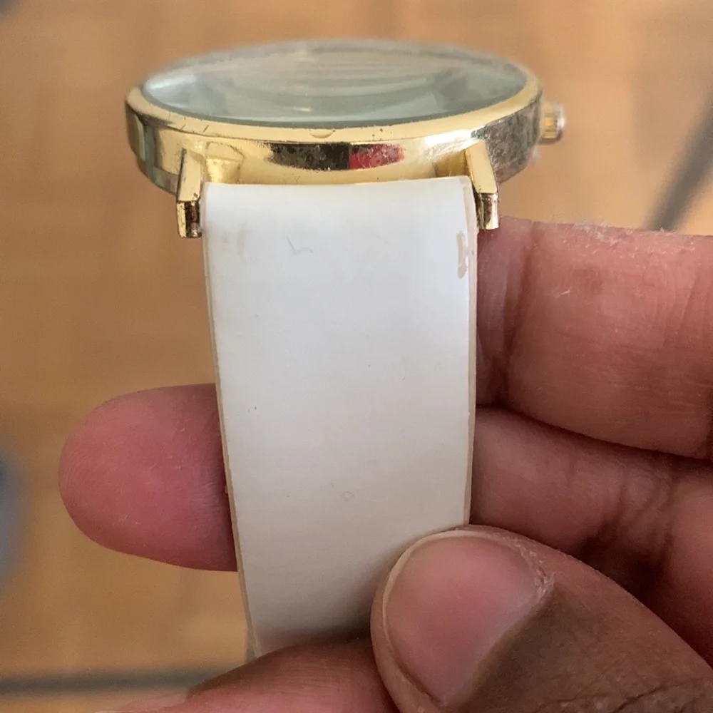 World Map Watch - Picture 3 of 3